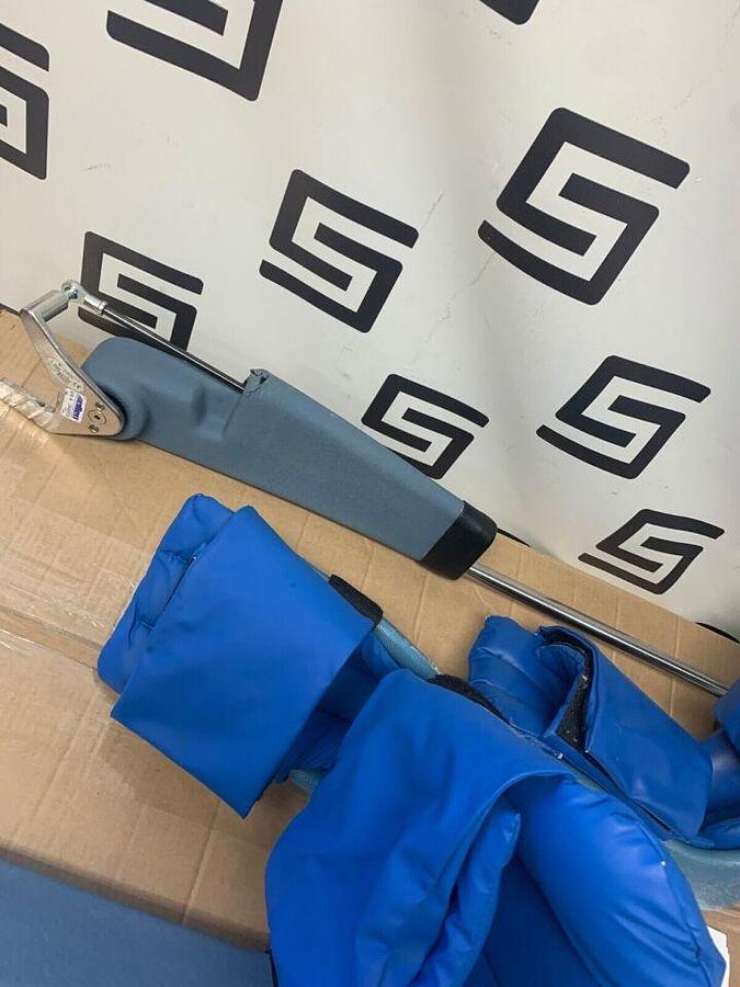 Used Stirrup Set Left   Right   Integrated Surgical Table Clamp