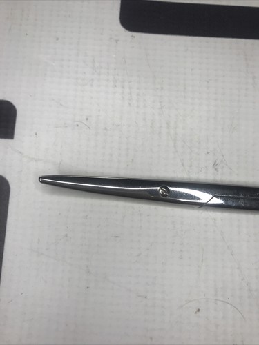 Used V. Mueller XRDI05 CH 2032-S Scissors 30 Day Warranty CH2032-S