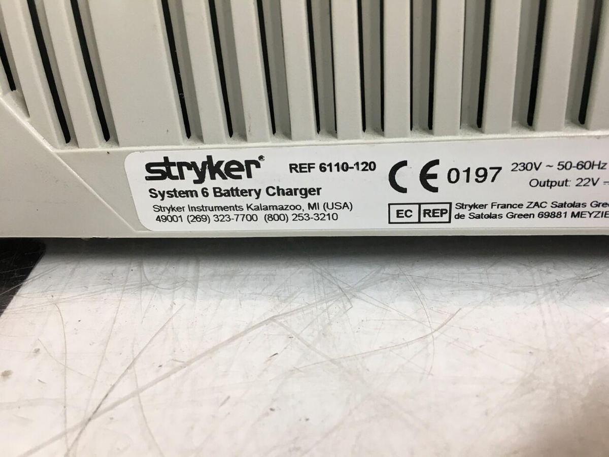 Used 611120 System W/ 4 Charging Bays TESTED