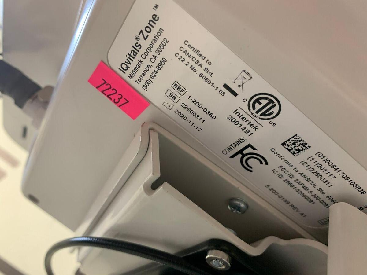 Used IQvitals Zone Monitor Rolling Mobile Stand Cart 200360 w/ TAT-5000