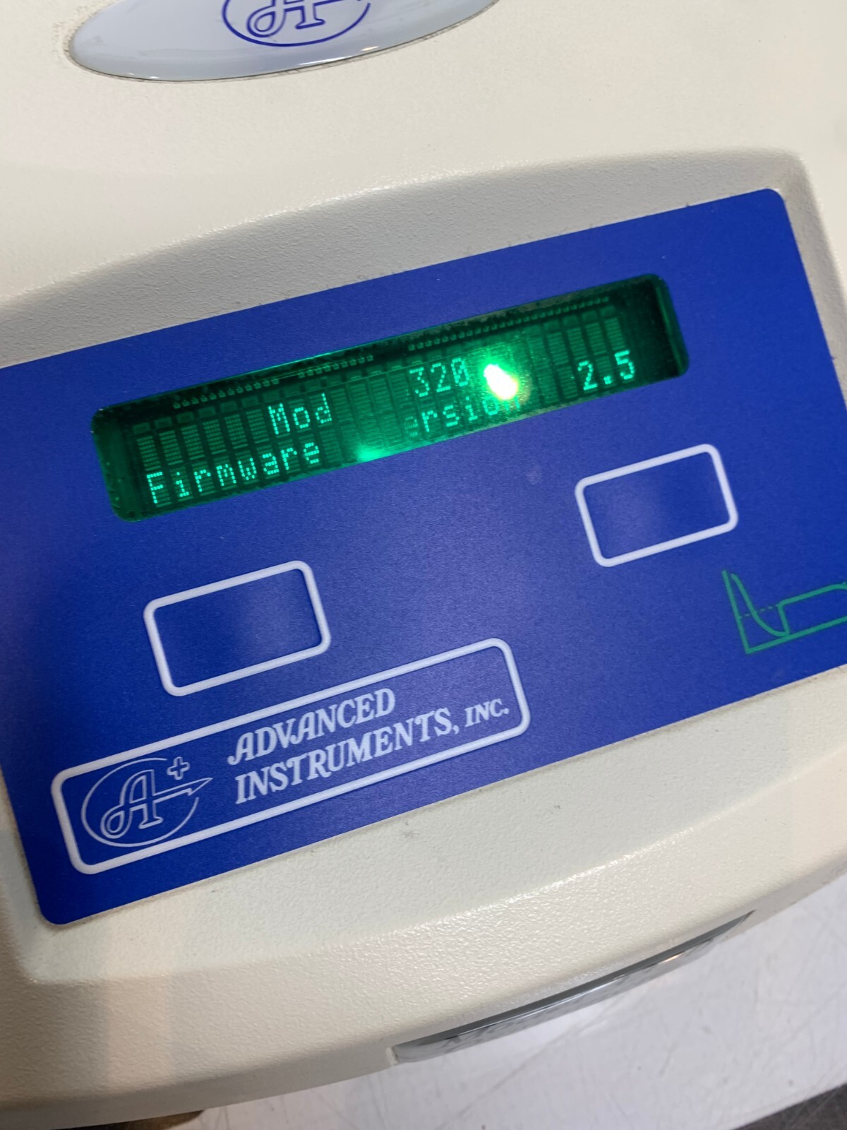 Used Advanced Instruments Model 3320 Osmometer Single Sample Micro-Osmometer A+