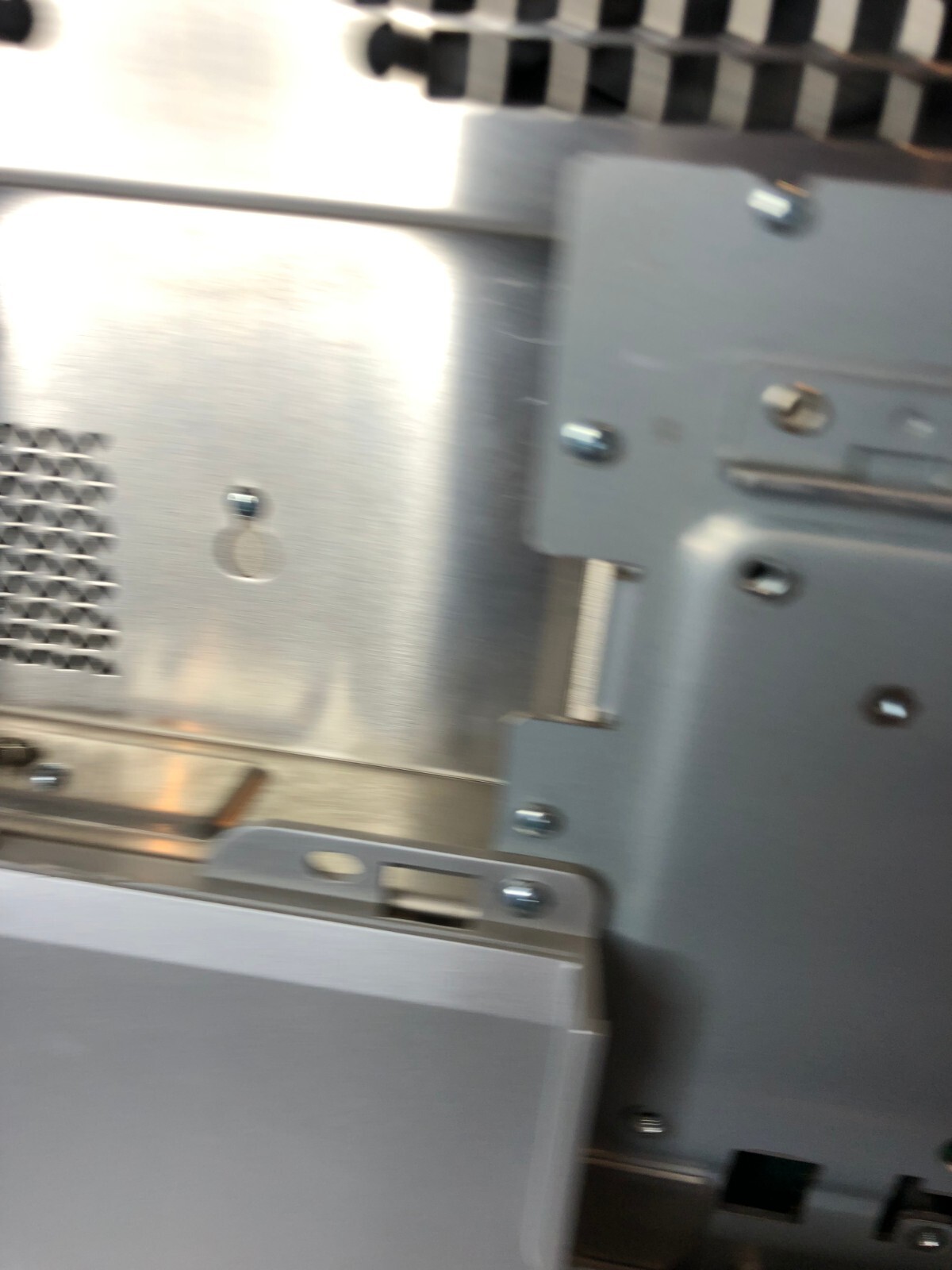 Used Barco MDCC-6130 Display Monitor Coronis Fusion 6MP 30" Medical PACS Diagnostic B