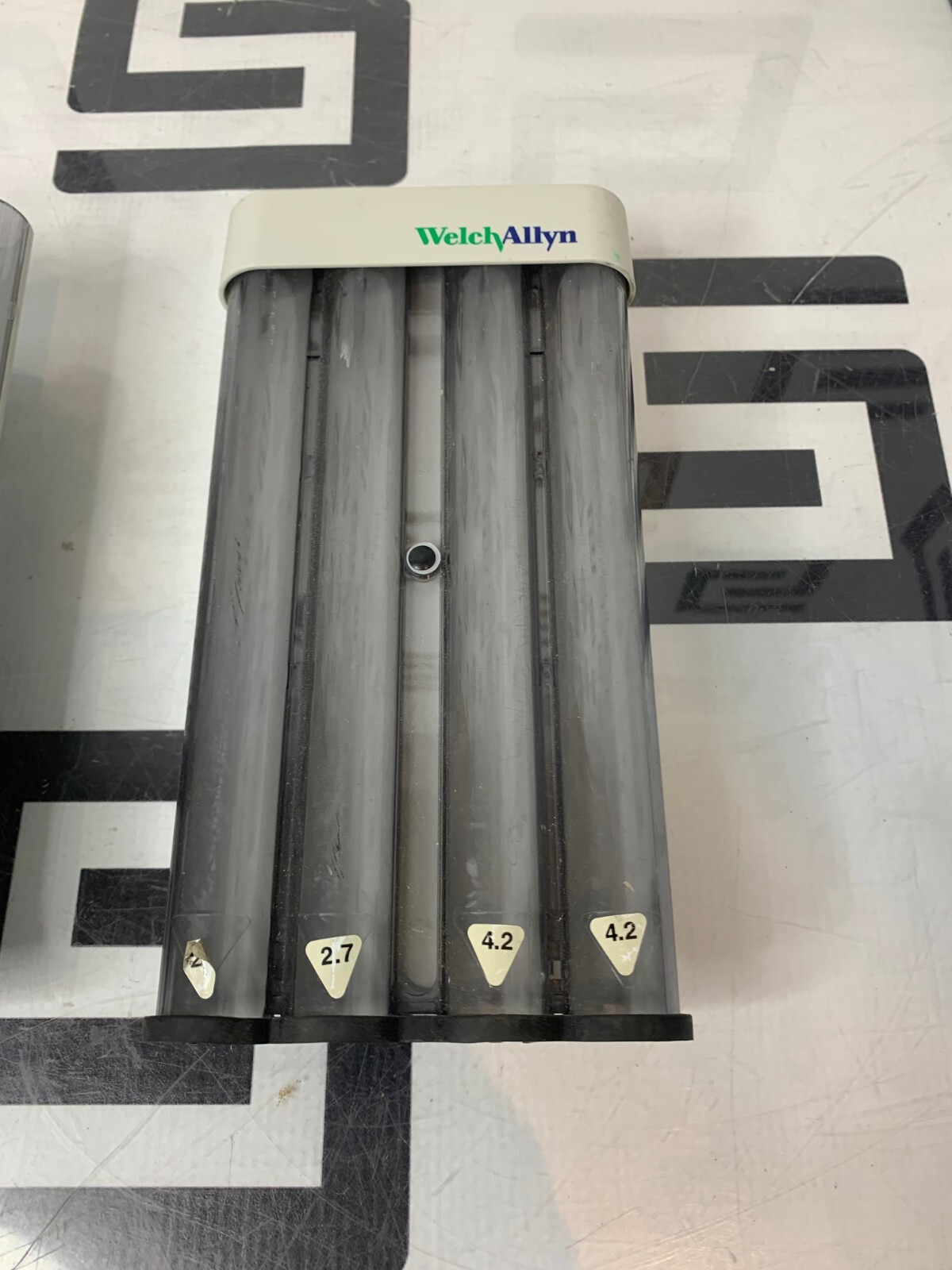 Used Welch Allyn 52100 KleenSpec Dispenser Specula 2.5mm 4mm Diagnostic Style 2 pcs.