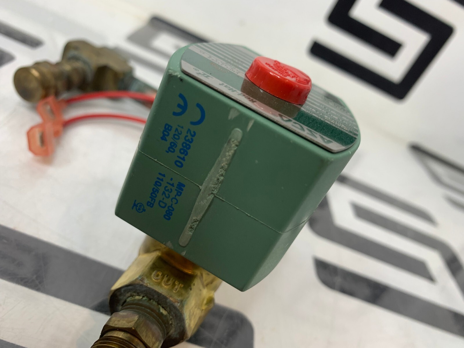 Used CryoPlus 2 Solenoid Valve ASSY. 195025 ASCO Forma Scientific 8263G205LT 304063