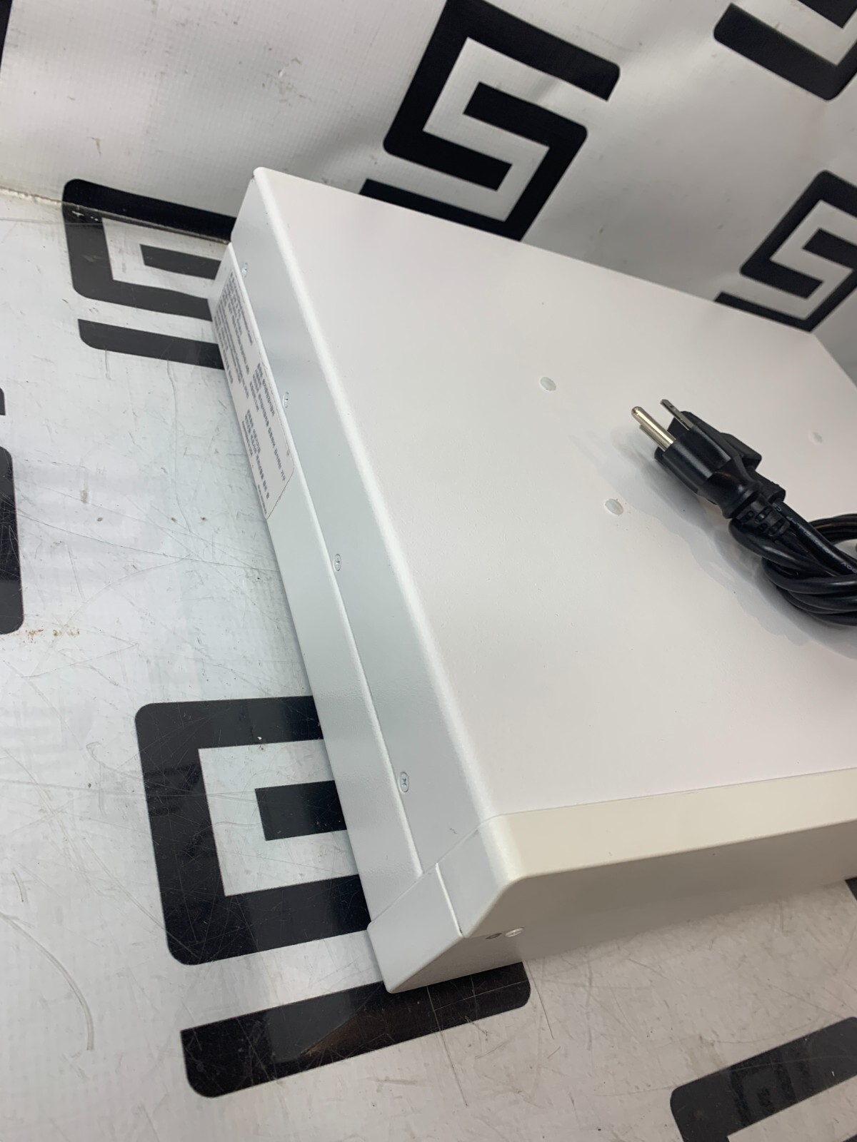 Used GE CIC Pro MP1000D 2037318-003 Clinical Information Control Central Station