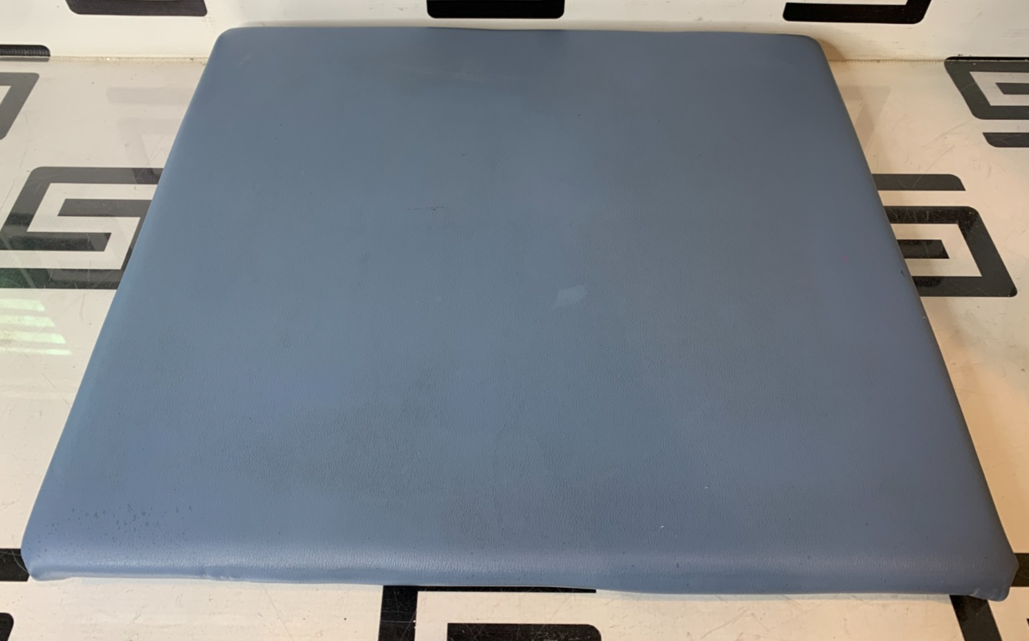 Used Midmark 104 Ritter 028-0439-00 Extended Upholstered Footrest Exam Table BLUE