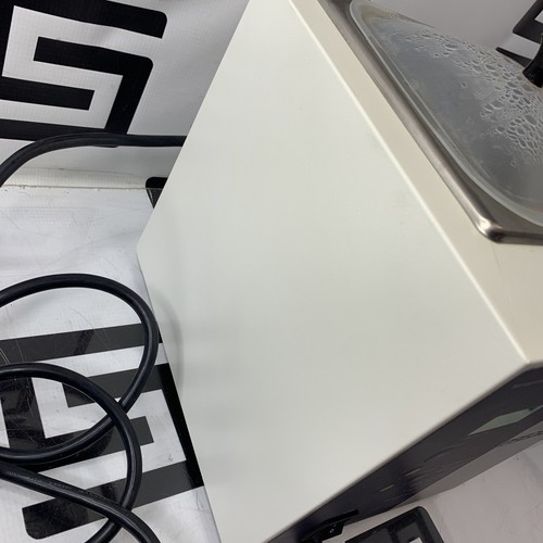 Used Thermo Precision 280 Series 2829 Microprocessor 2.5L  0.7Gal Water Bath 51221046