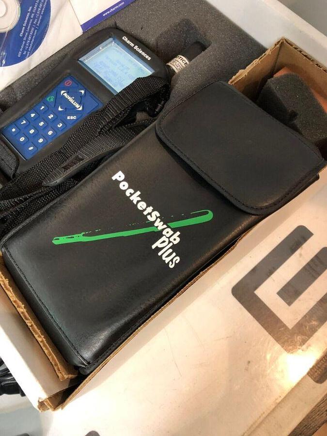 Used NovaLUM PocketSwab Luminometer Detection System Pocket Swab