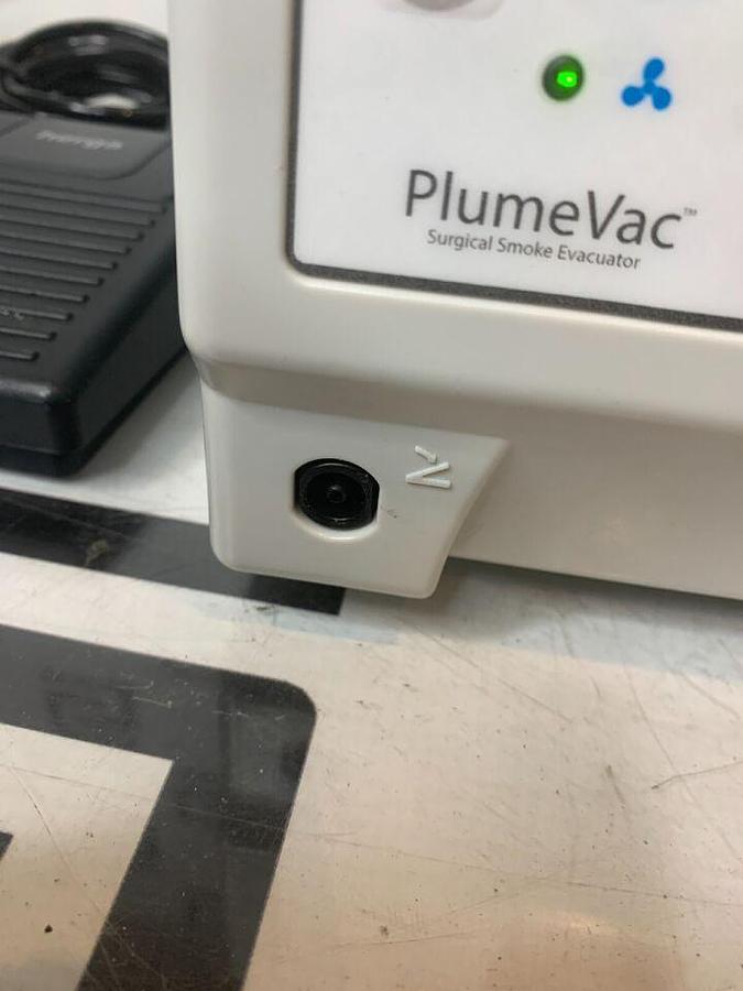 Used ZIMMER BIOMET Plume Vac