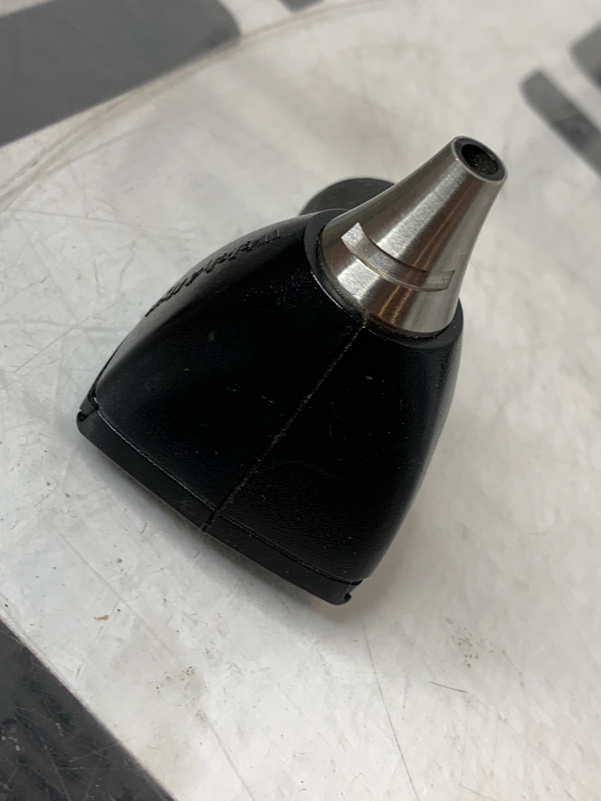 Used Welch Allyn 25020 Diagnostic Otoscope Head 3.5V Bulb Lense 25020A Tested