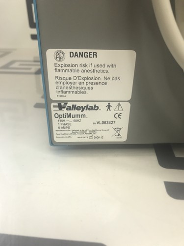 Used Tyco Valley Lab OptiMumm Smoke Evacuator No Filter  Parts unit Valleylab