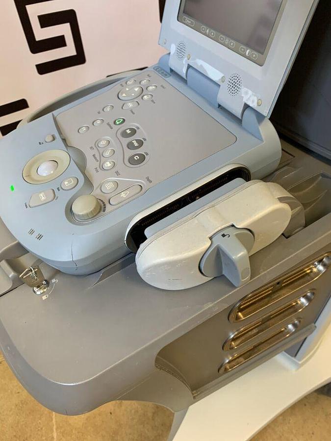 Used Zonare Z.One 4.7 SmartCart Diagnostic Ultrasound System   Scan Engine Docking Z1