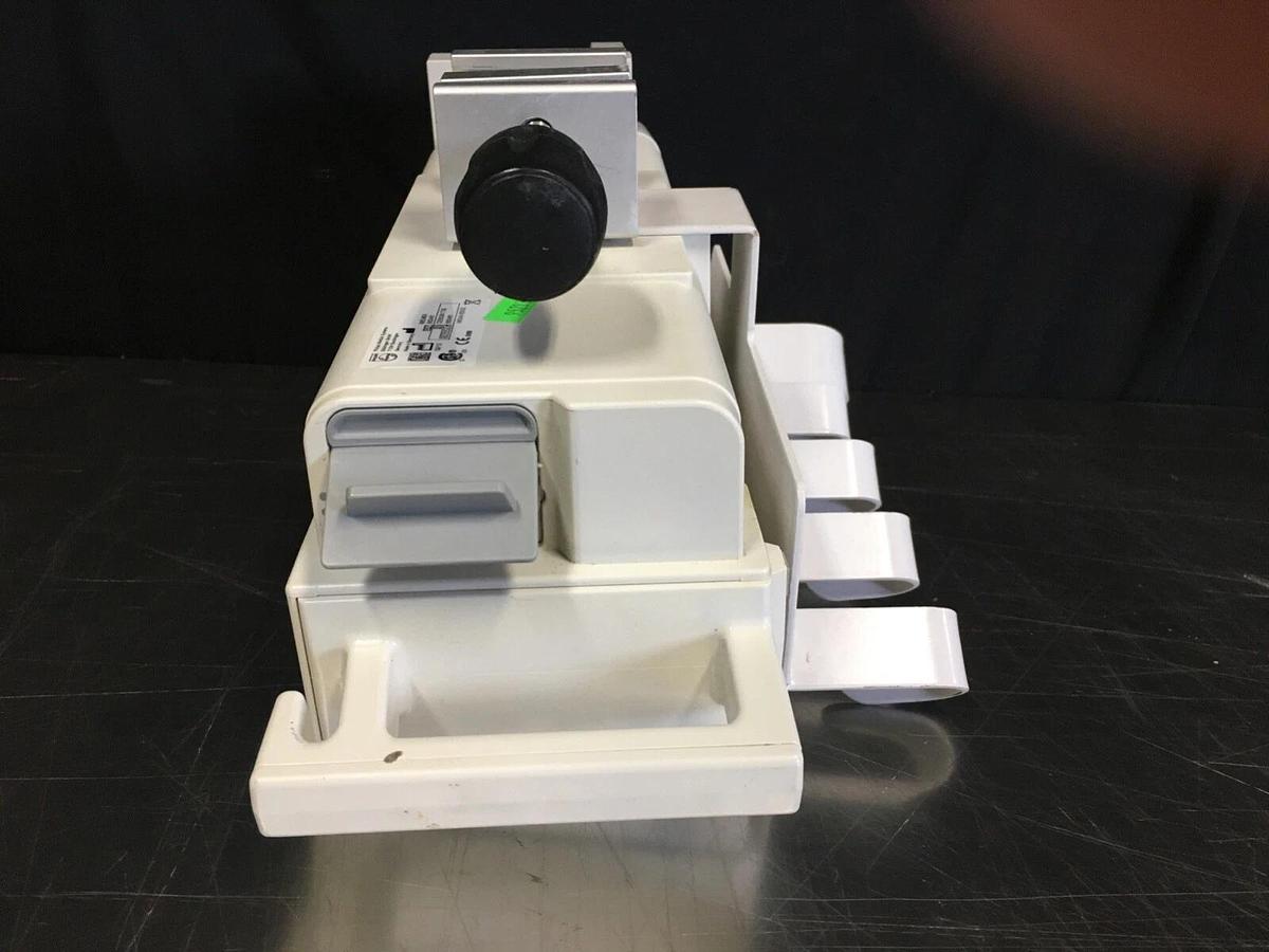 Used Philips M8048A 862461 IntelliVue Module FMS Rack M8048-60002 with Pole Clamp