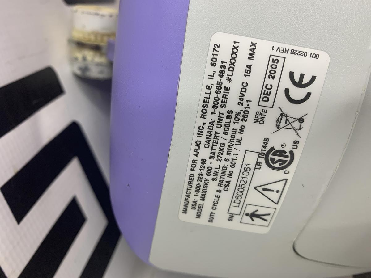 Used Arjo Maxisky 600 Maxi Sky Patient Lift Electric 600lb. GOOD BATTERIES