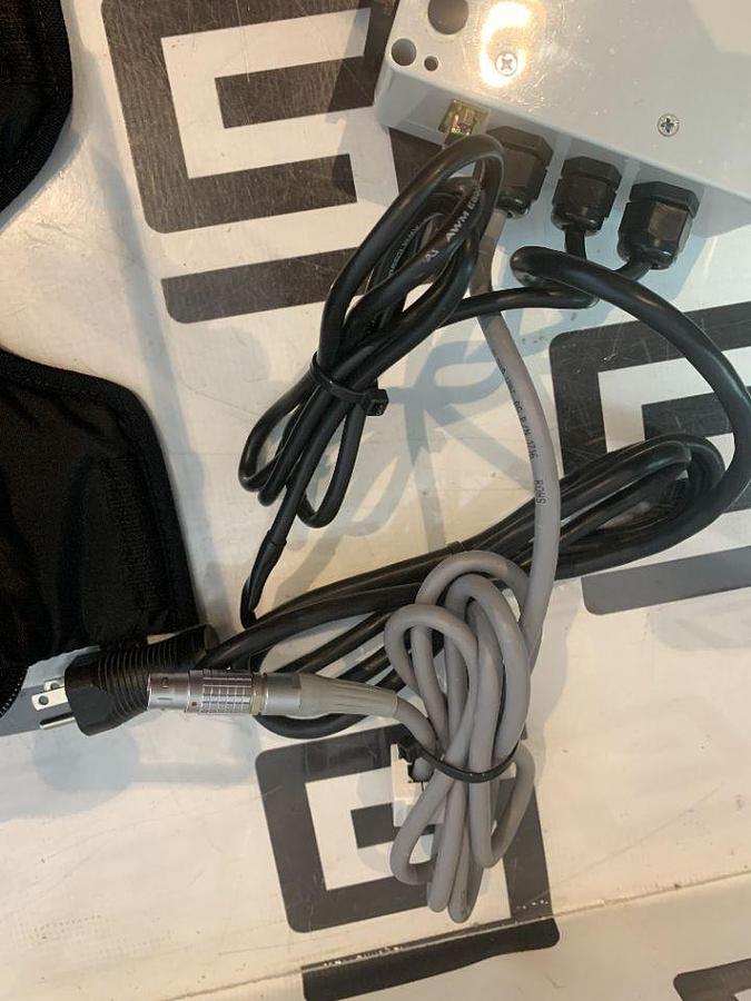 Used IMPACT INSTRUMENTATION Impact Calibrated Uni-Vent 754 754M Series Portable Ventilator & Power Supply