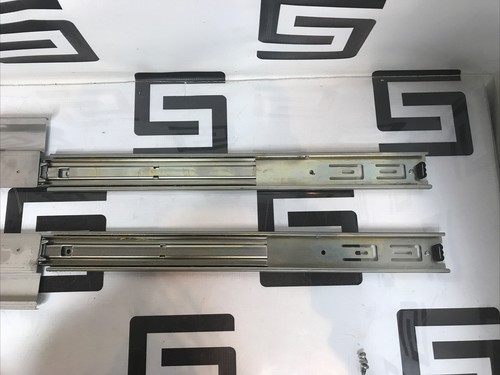 Used Metro LifeLine Emergency Crash Cart Model LEC51 Top Drawer 4in. With Tracks