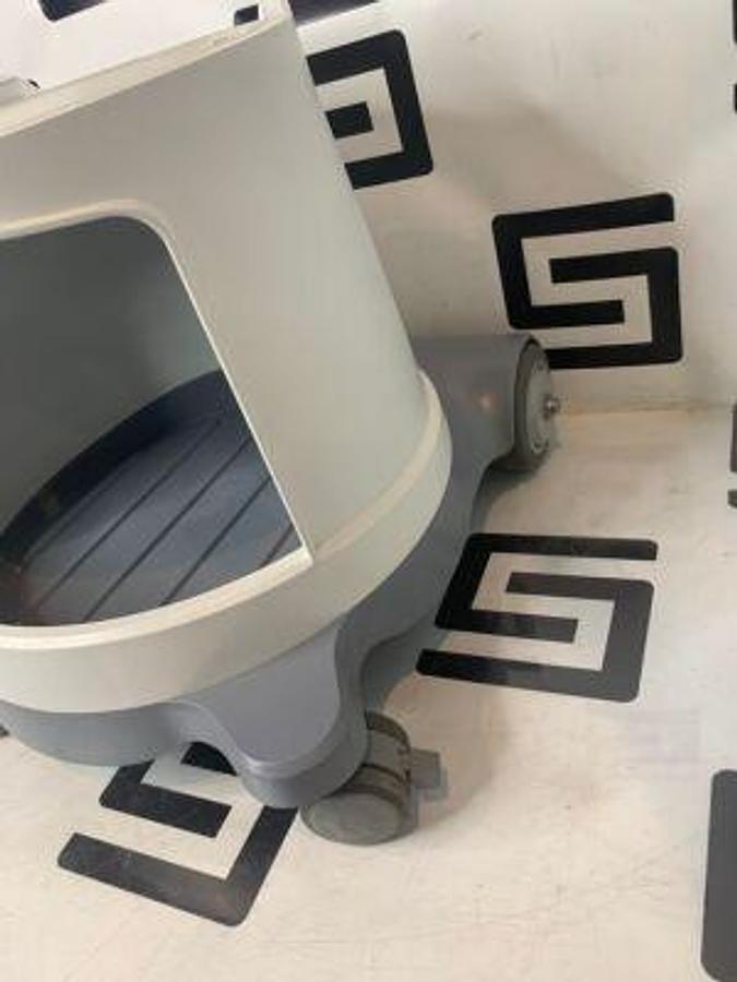 Used BAIR HUGGER 3M  ARIZANT MODEL 675 PATIENT WARMER ROLLING CART REF 96750