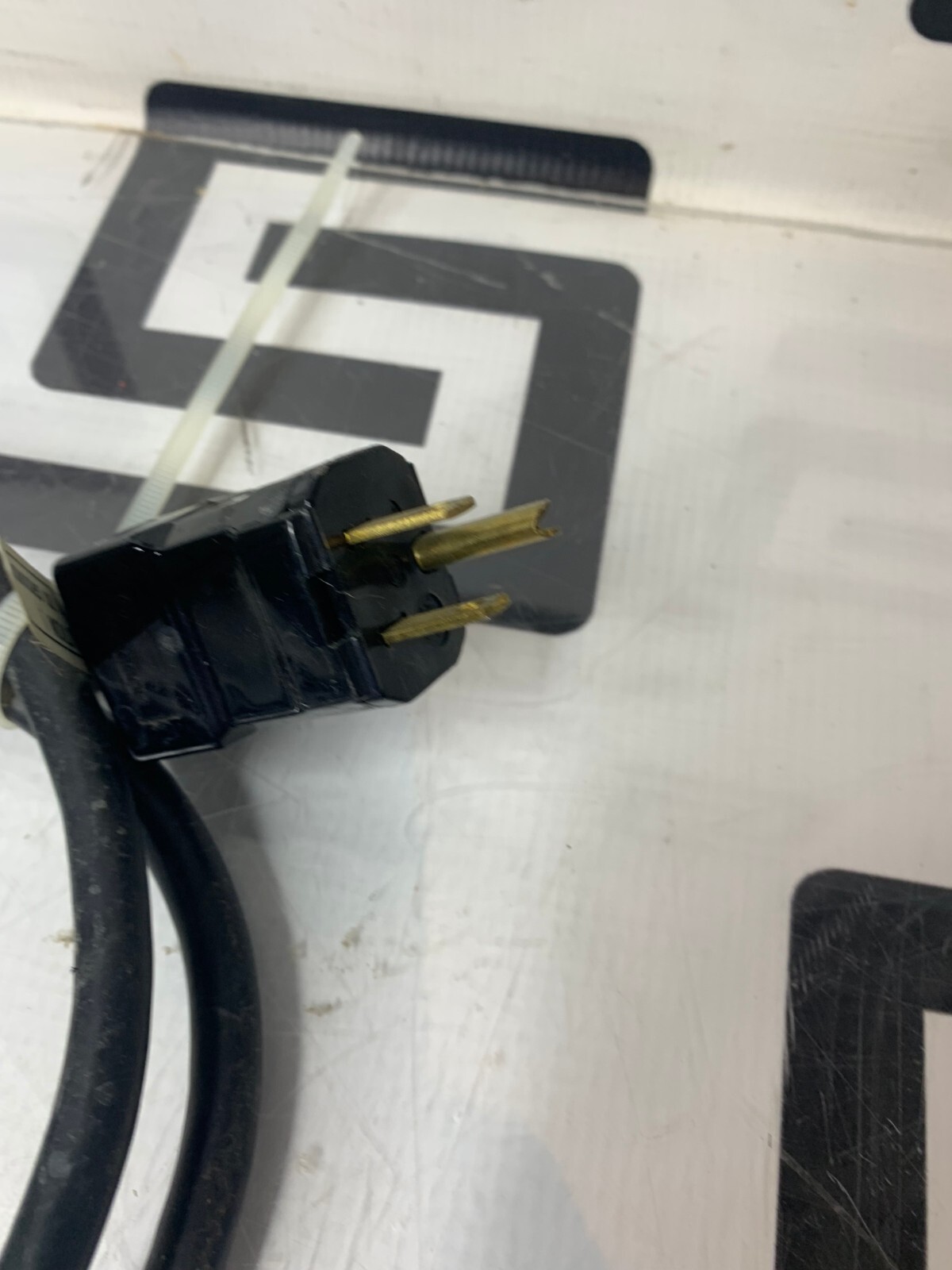 Used Gendex Orthoralix DDE 9200 Pan 15A 125V Power Supply Cord Cable Hubbell 117 VAC