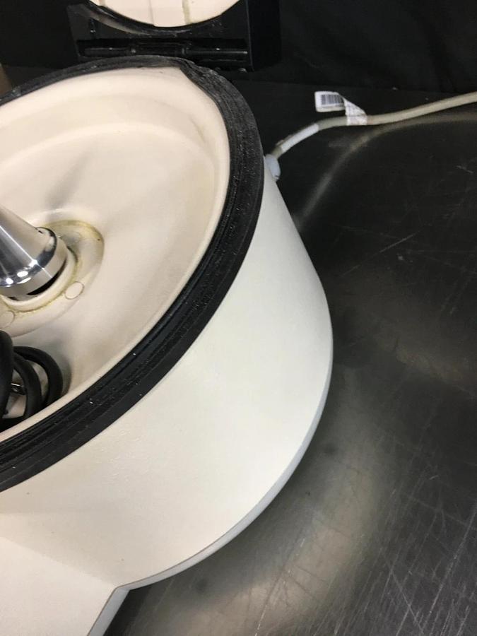 Used Clay Adams Sero-Fuge 2001 Centrifuge Benchtop w/ Rotor & Manual 420351