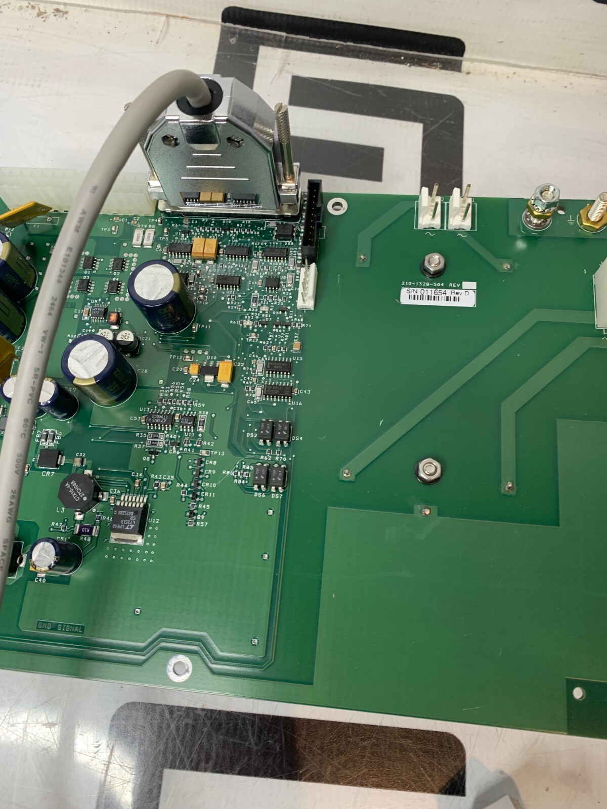 Used ALCON INFINITI VISION SYSTEM 210-1328-504 REV. D Power Distribution PCB Board