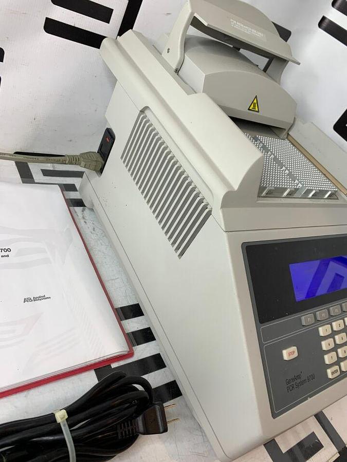 Used APPLIED BIOSYSTEMS GeneAmp PCR 9700