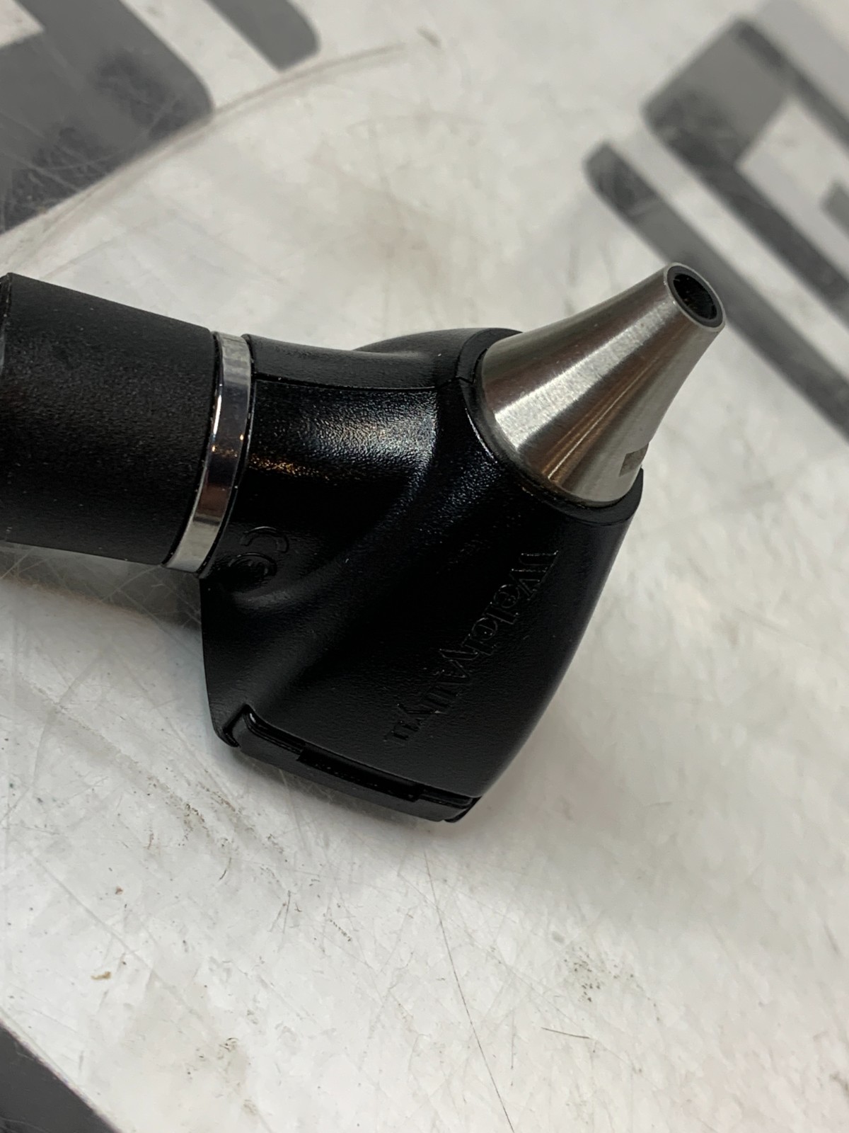 Used Welch Allyn 25020 Diagnostic Otoscope Head 3.5V Bulb Lense 25020A Tested