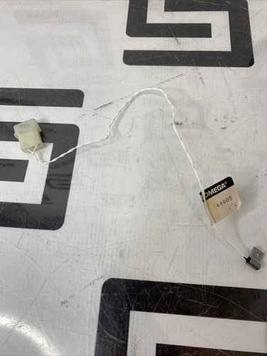 Used Bolt-On Thermistor Surface Sensors Aluminum Flag Housing ON-930-44005 RTD 100°C