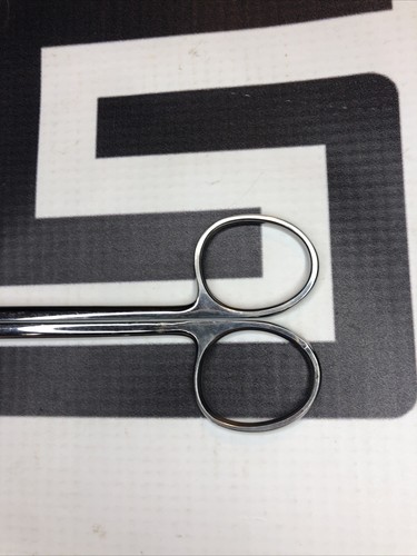 Used V. Mueller SU-1920 Scissors 30 Day Warranty SU1920