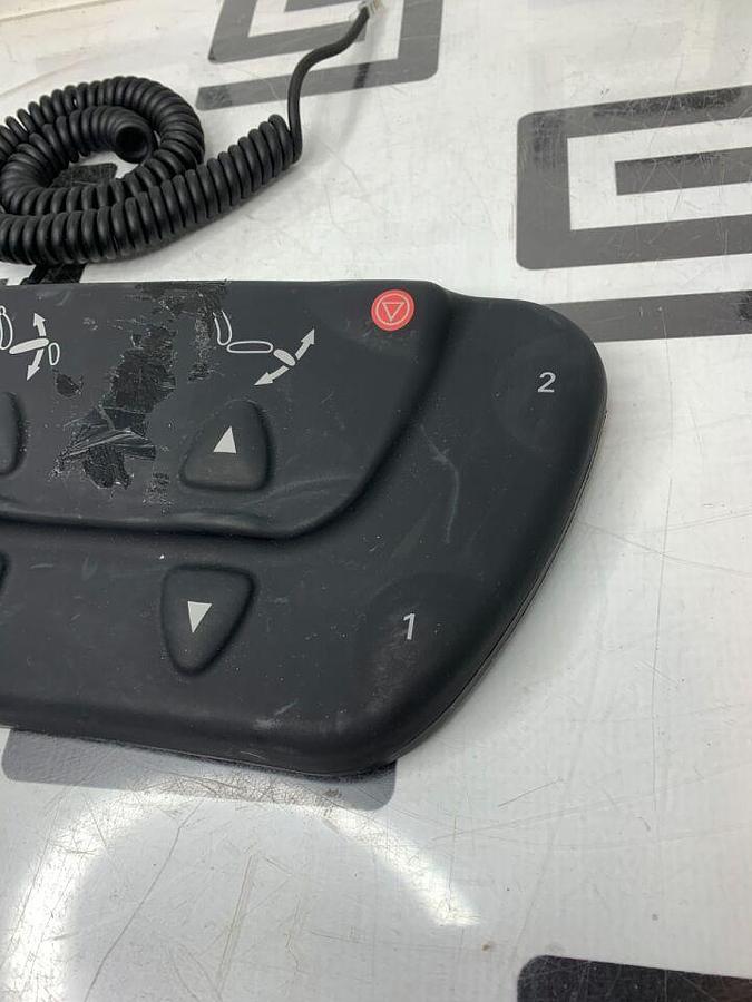 Used MIDMARK 630  Power Procedure Exam Chair Controller Footpedal