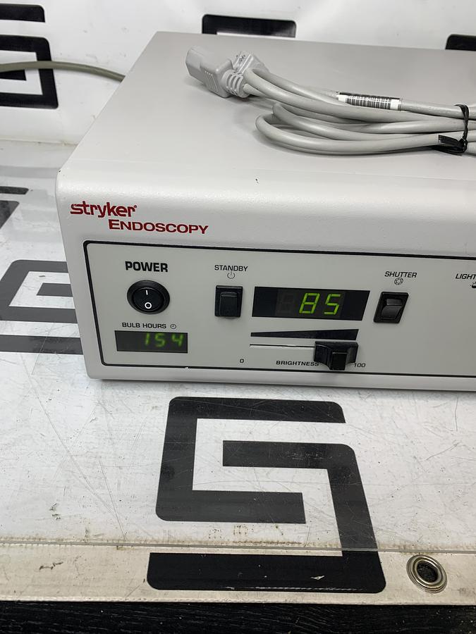 Used Stryker X6000 Light Source 220-185-000 Xenon Lamp Bulb 154 Hrs TESTED WARRANTY