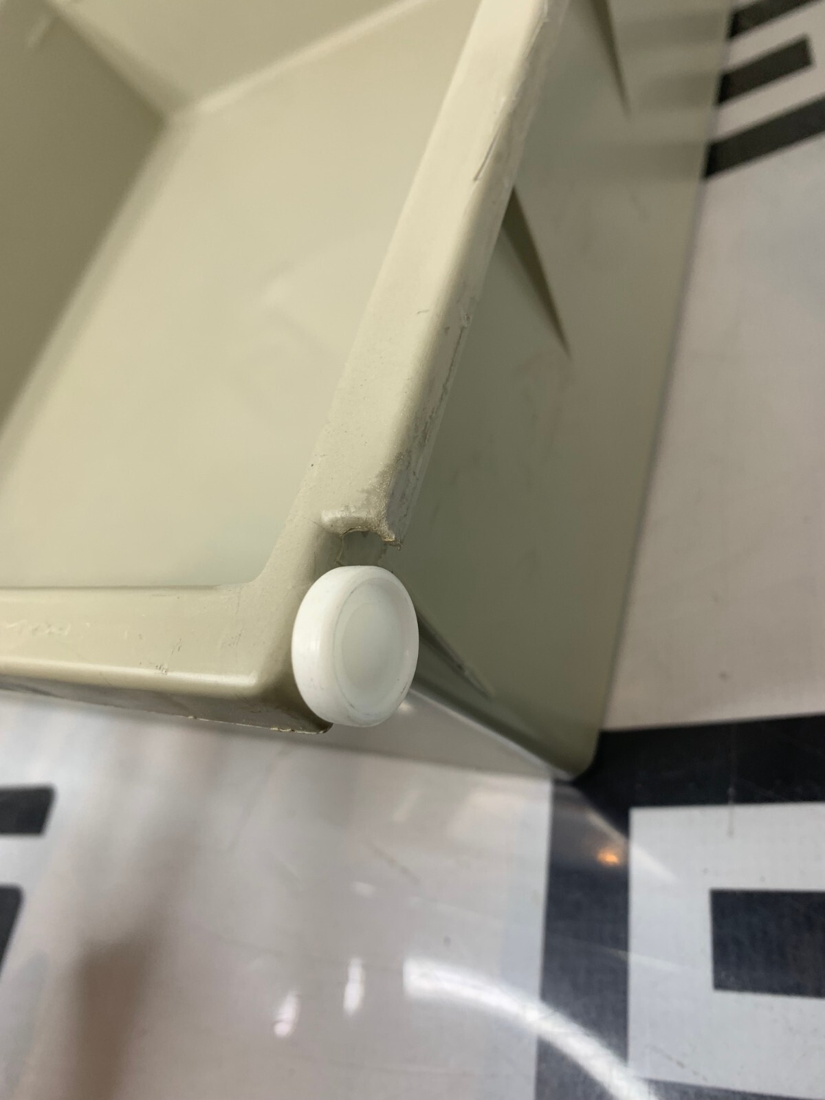 Used Midmark Ritter 002-0301-00 Large Front End Drawer Assembly 404 405 Exam Table