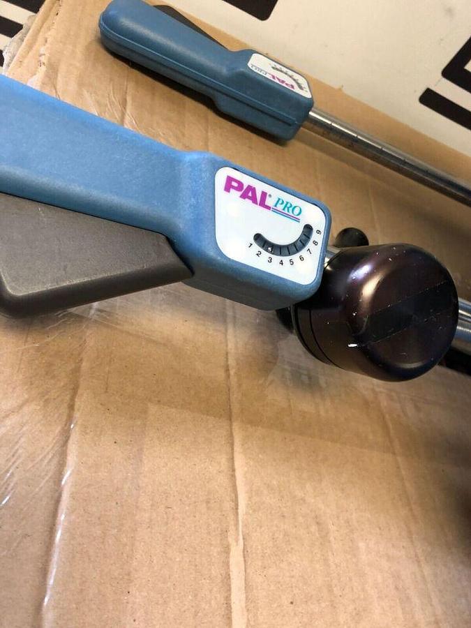 Used Stirrup Set Left   Right / Integrated Surgical Table Clamp