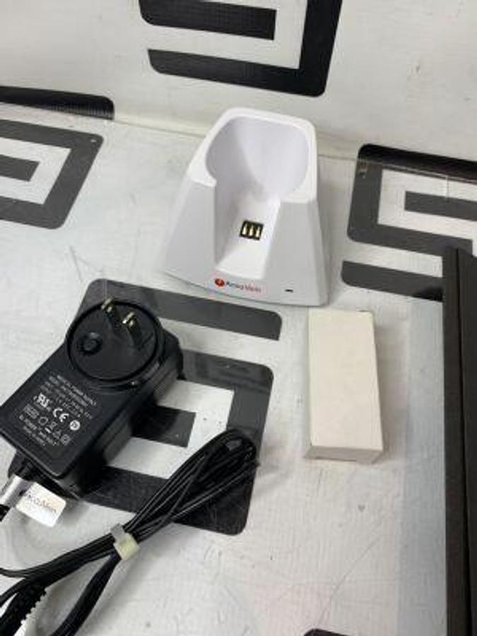 Used ACCUVEIN AV300 w/ Charger CC300, Power Supply,  New Battery & Manual AV400 AV500