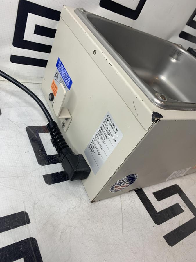 Used Stryker 0240-099-250 S-Video/Composite to HDMI Converter w/ Power Supply & Cables