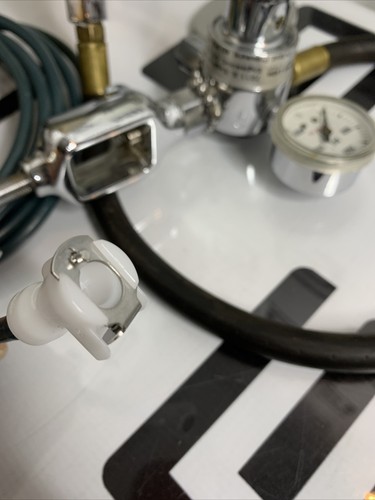 Used Zimmer Aspen Labs A.T.S. 500 Tourniquet System ATS 60-2849-002 E Tank Regulator