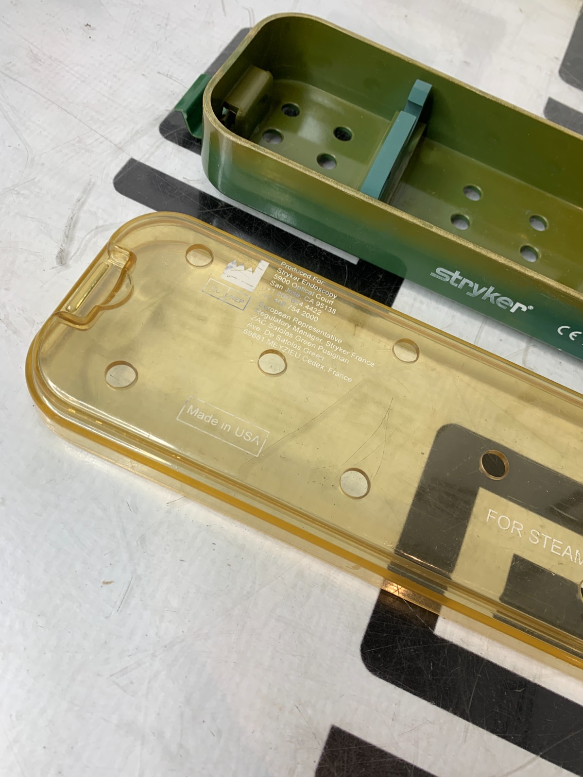 Used Stryker 233-032-108 Laparoscope Sterilization Tray 0233032108 17.5" CRACKED