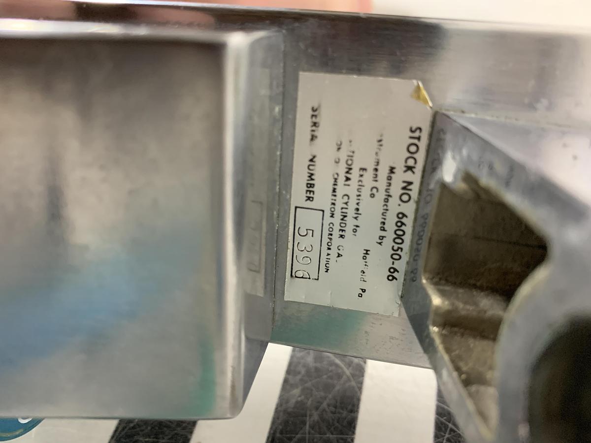 Used PORTER INSTRUMENT CO 660050-66 NCG Chemetron NItrous Oxide FLOW CONTROLLER