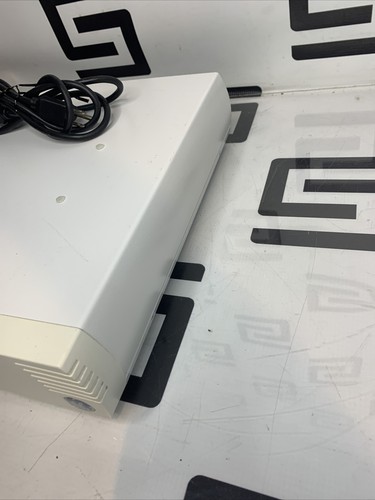 Used GE MEDICAL SYSTEMS SOLAR 8000I PATIENT MONITOR CONSOLE 2025738-002 W/ POWER CORD