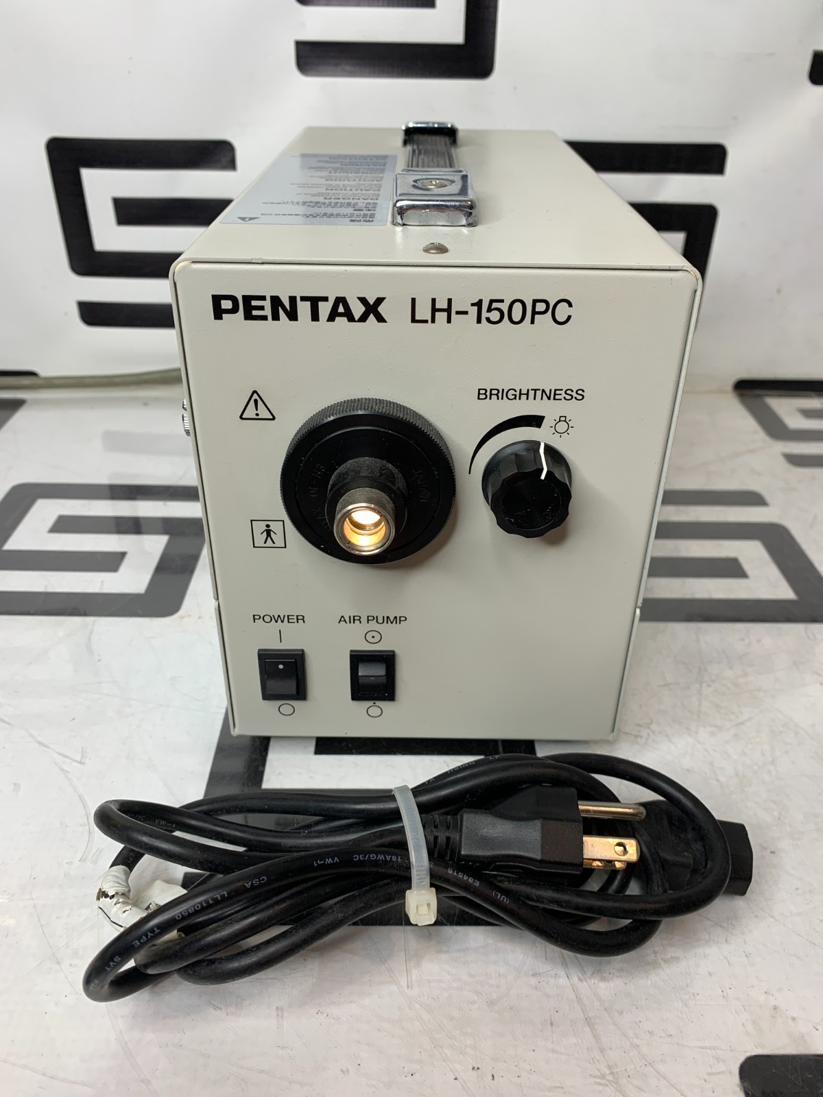 Used Pentax LH-150PC Light Source With Integrated Air Pump Halogen W/ Power Cord