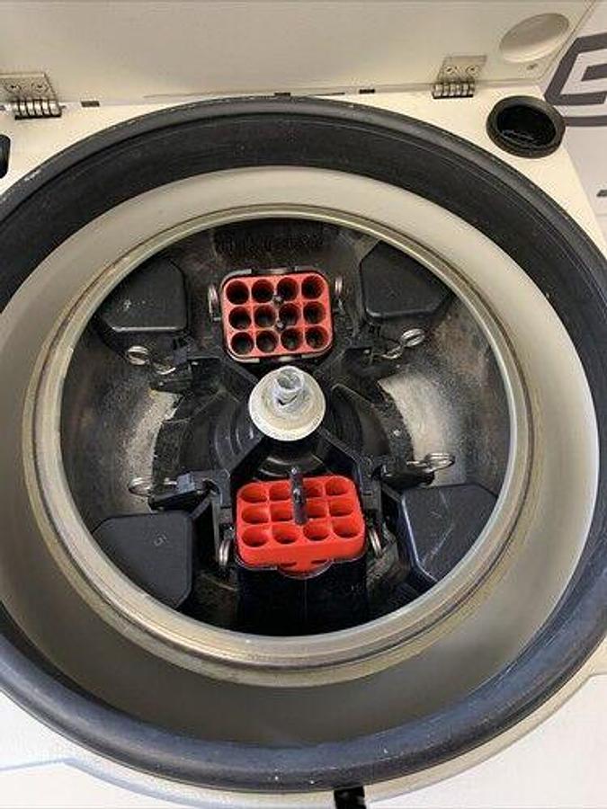 Used HERAEUS SEPATECH SCIENTIFIC PRODUCTS Megafuge 1.0