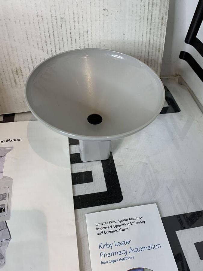 Used KIRBY LESTER CALIBRATED KL1 Pill Tablet Capsule Counter Microprocessor Capsule KL 1 W/ WARRANTY Pill Dispensers