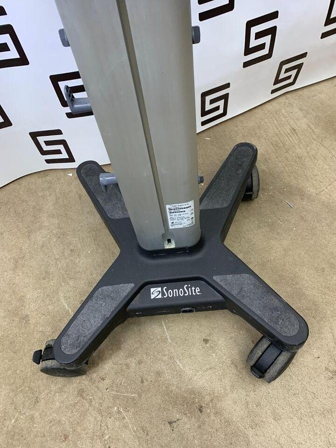 Used Edge P158015 Stand Mobile Rolling Ultrasound System Cart