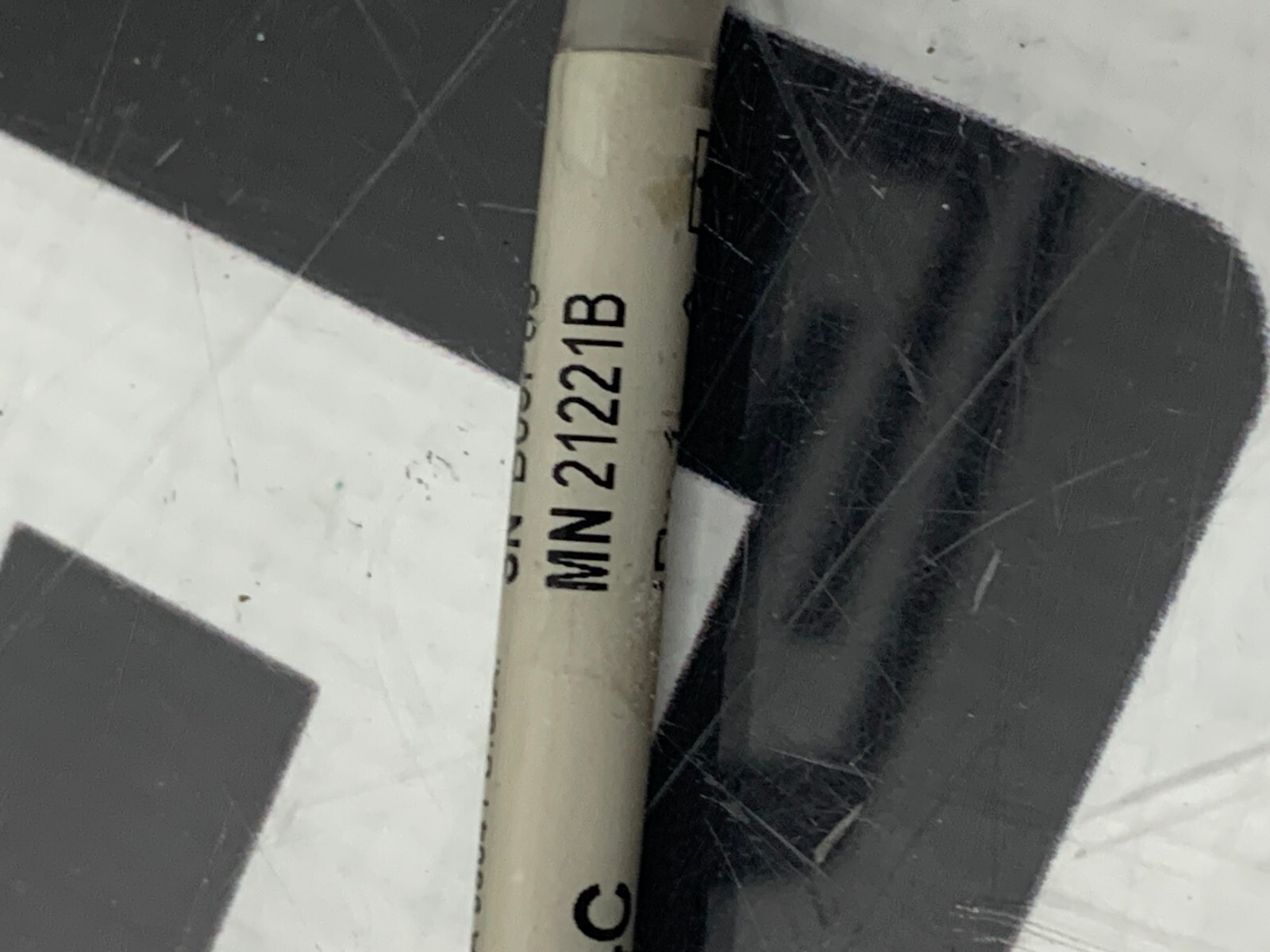 Used HP Philips Agilent 21221B D1914C Transducer 1.9 MHZ ENVISOR HD7 PENCIL PROBE