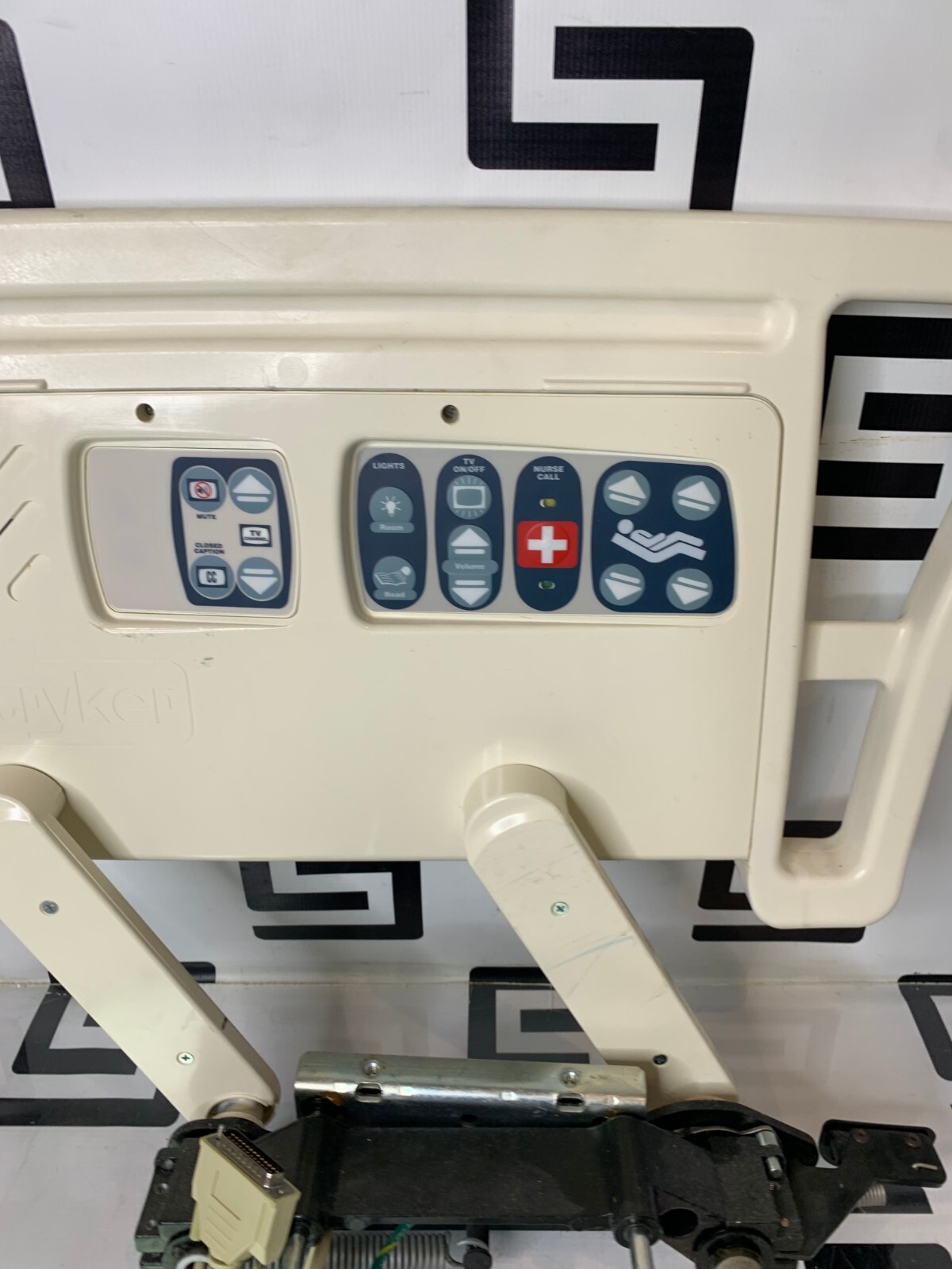 Used Stryker 3002 Secure II Hospital MED SURG BED Left Hand Siderail Controller ASSY