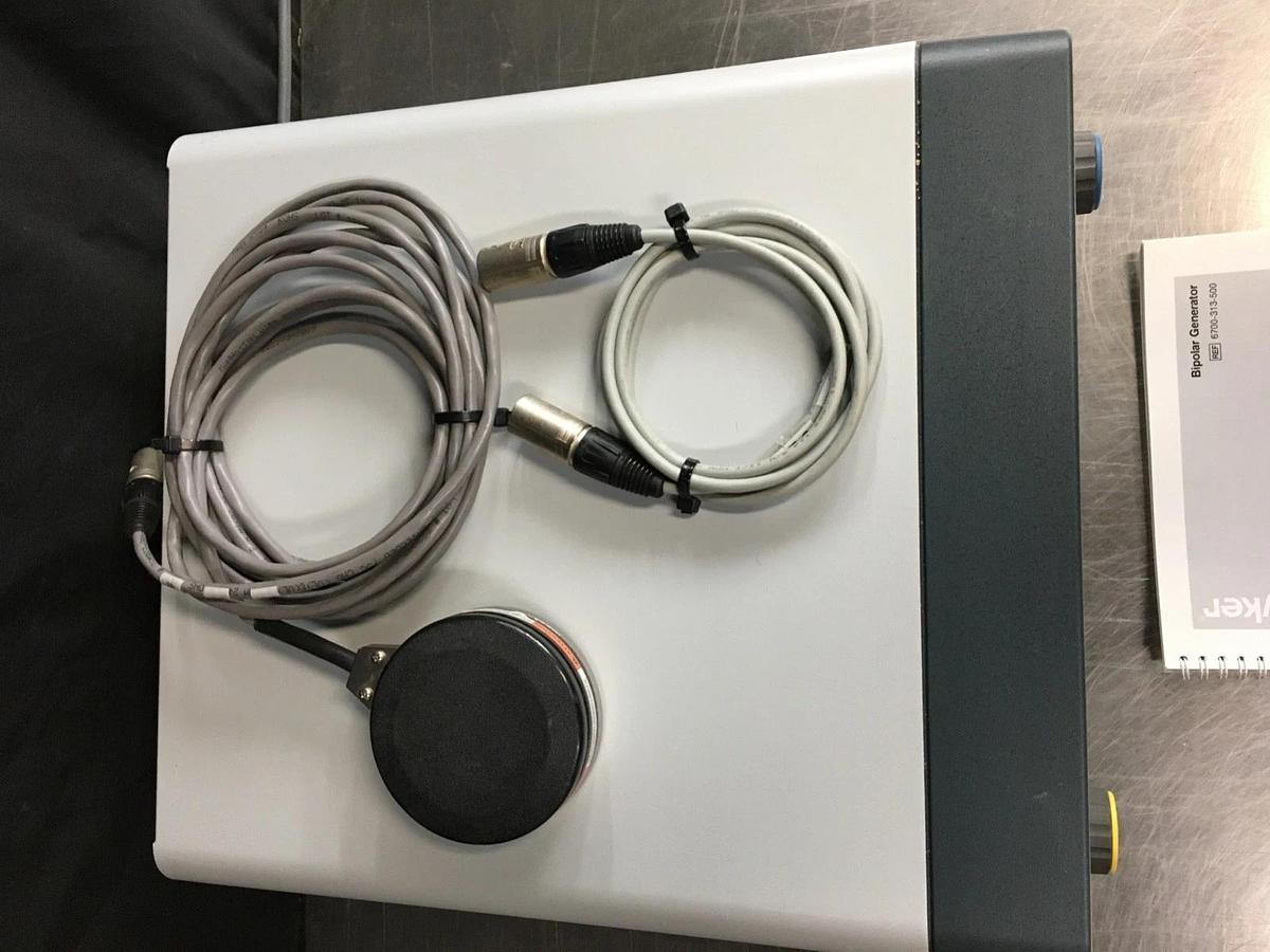 Used Stryker 6700-313-500 Malis Generator  w Footswitch & Accessories and Manual