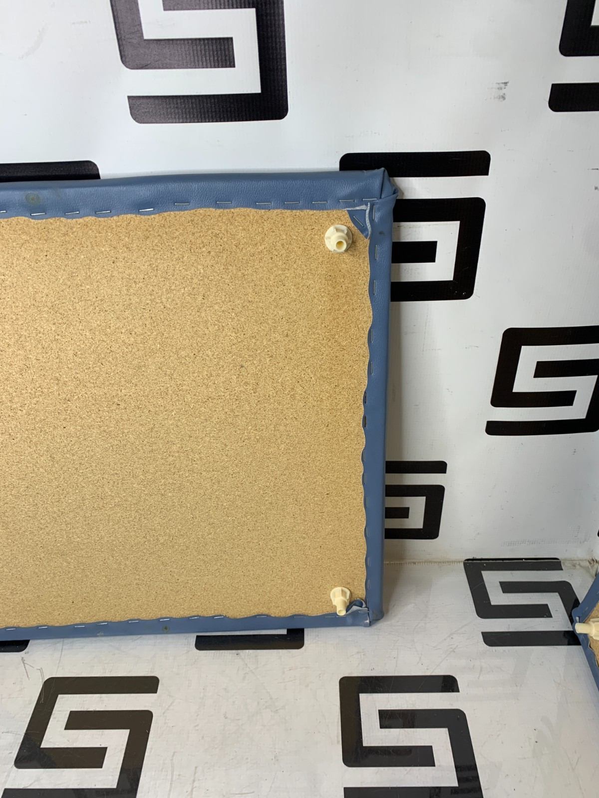 Used Midmark 104 Ritter 028-0439-00 Extended Upholstered Footrest Exam Table BLUE