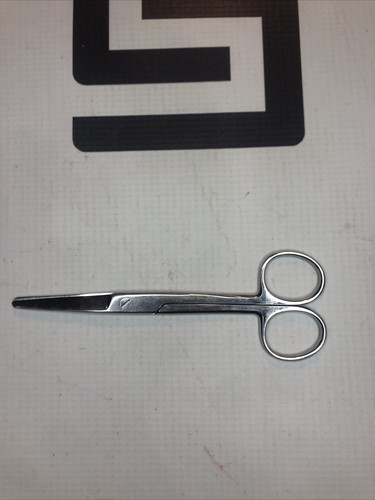 Used V. Mueller SU 1722 XMRG 05 Scissors 30 Day Warranty SU1722