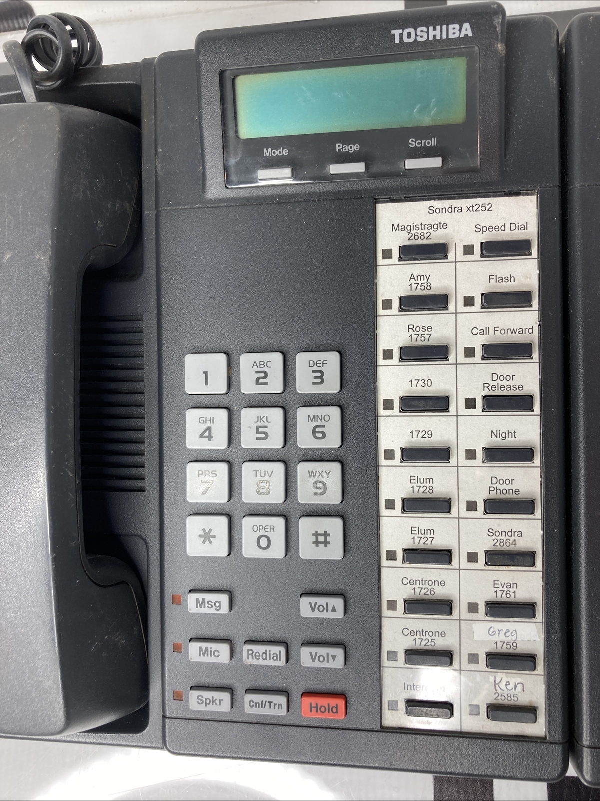 Used Toshiba DKT2020-SD Digital Business Telephone with DADM2020