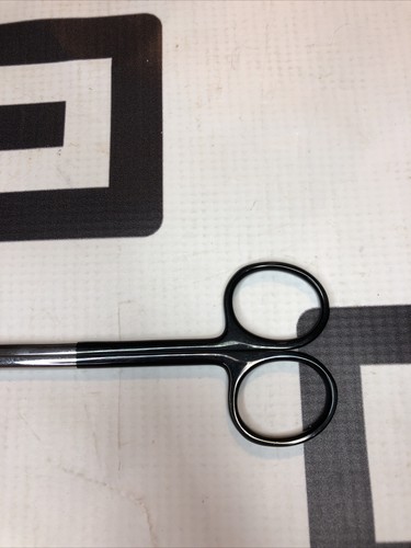 Used V. Mueller I17XRD MO 1600-S Scissors 30 Day Warranty MO1600 MO1600-S