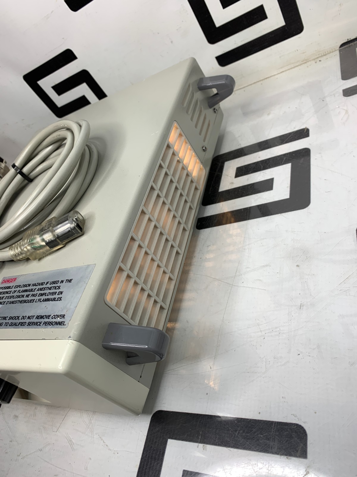 Used Olympus CLH-250 Light Source Halogen Endoscopic Surgical Headlight  250 Watts